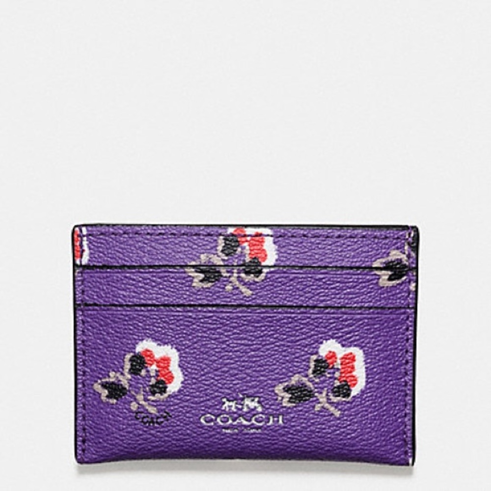 ✨ Bramble Rose Coach Wristlet & Card Holder ✨